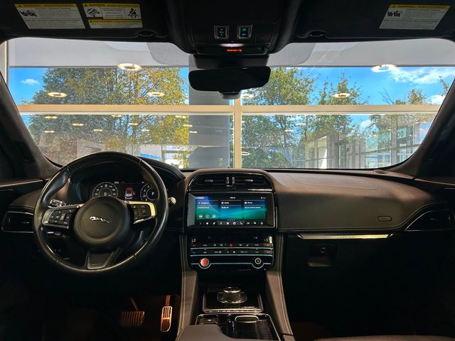 2020 Jaguar F-PACE 25t Checkered Flag Limited Edition AWD - 22909146 - 39