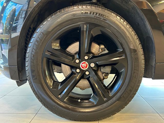 2020 Jaguar F-PACE 25t Checkered Flag Limited Edition AWD - 22909146 - 41