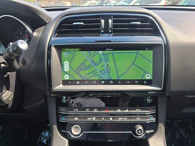 2020 Jaguar F-PACE 25t Premium AWD - 23014254 - 9