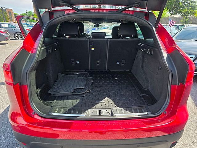 2020 Jaguar F-PACE 25t Premium AWD - 23014254 - 24