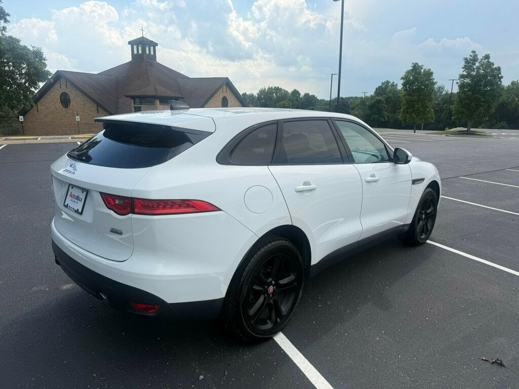 2020 Jaguar F-PACE Premium photo 3