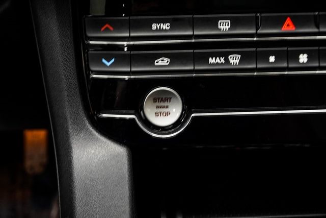 2020 Jaguar F-PACE 25t Premium AWD - 22949027 - 21