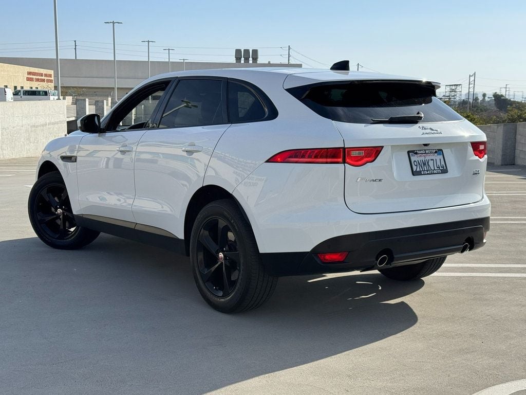 2020 Jaguar F-PACE 25t Premium AWD - 22734571 - 9