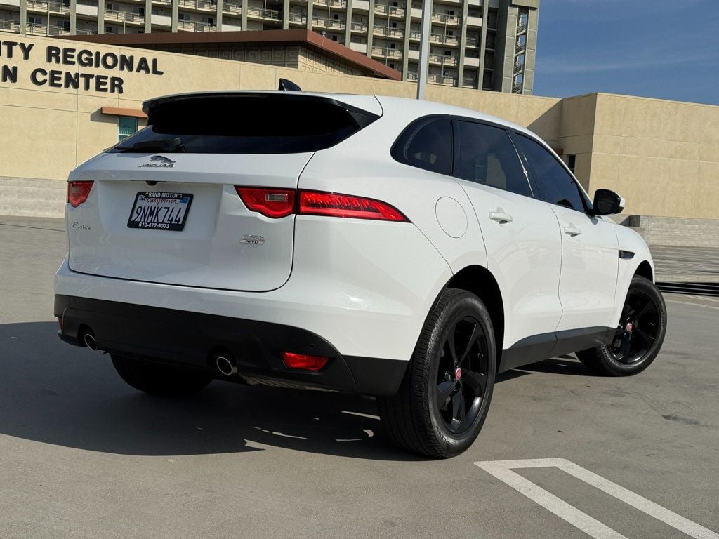 2020 Jaguar F-PACE 25t Premium AWD - 22734571 - 11