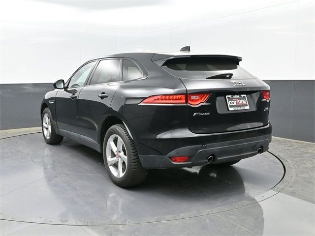 2020 Jaguar F-PACE Premium photo 3