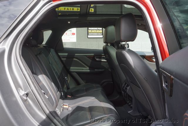 2020 Jaguar F-PACE 25t Prestige AWD NAVI REAR CAM HOT&COOL SEATS CARPLAY PANO ROOF - 23086172 - 11