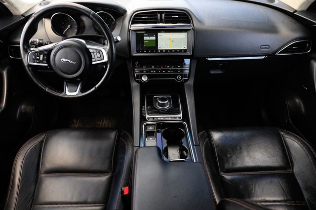 2020 Jaguar F-PACE 30t Prestige AWD - 22917447 - 1