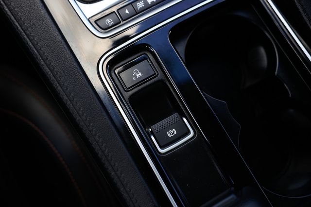 2020 Jaguar F-PACE 30t Prestige AWD - 22917447 - 40