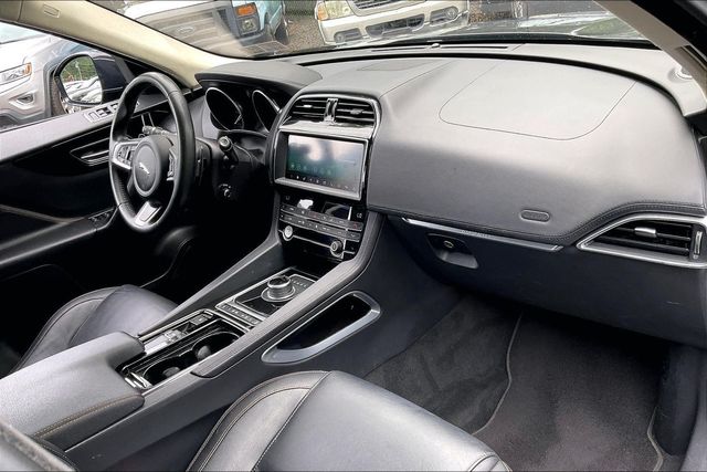 2020 Jaguar F-PACE 30t Prestige AWD - 23028031 - 12