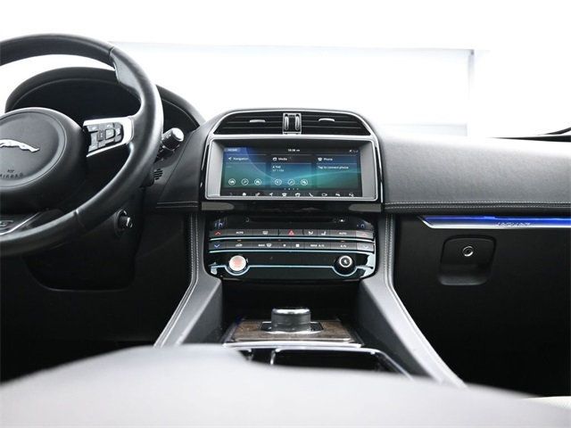 2020 Jaguar F-PACE 30t R-Sport AWD - 22900883 - 15