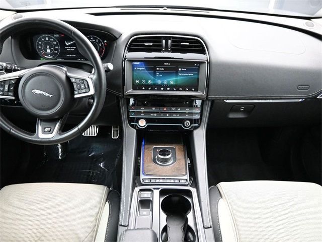 2020 Jaguar F-PACE 30t R-Sport AWD - 22900883 - 16