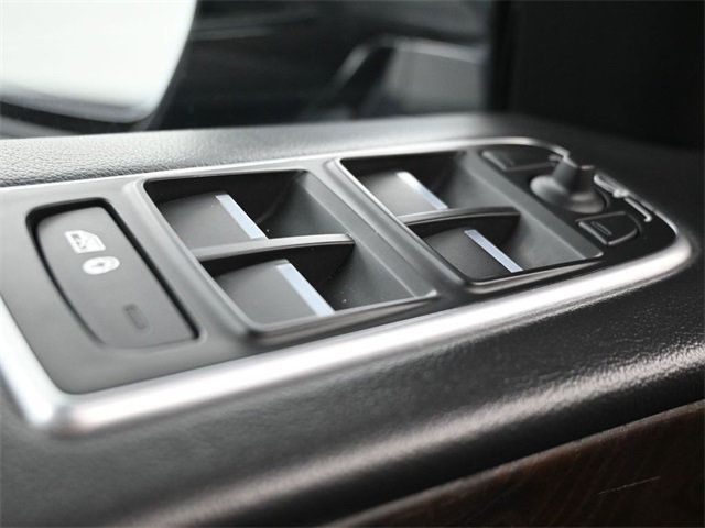 2020 Jaguar F-PACE 30t R-Sport AWD - 22900883 - 27