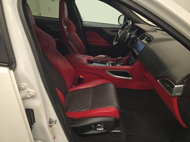2020 Jaguar F-PACE BUCKETS! RED GUTS! CARBON EVERY WHERE! BLUE CLUSTER! 21INCH WHLS - 22954169 - 9