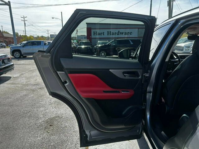 2020 Jaguar F-PACE Local Trade/Carbon Fiber Trim/Heated Seats/Pano Roof/Blind Spot - 22937060 - 10