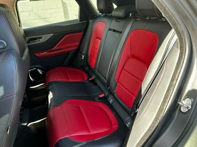 2020 Jaguar F-PACE Local Trade/Carbon Fiber Trim/Heated Seats/Pano Roof/Blind Spot - 22937060 - 11