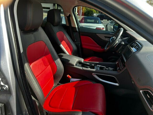 2020 Jaguar F-PACE Local Trade/Carbon Fiber Trim/Heated Seats/Pano Roof/Blind Spot - 22937060 - 19