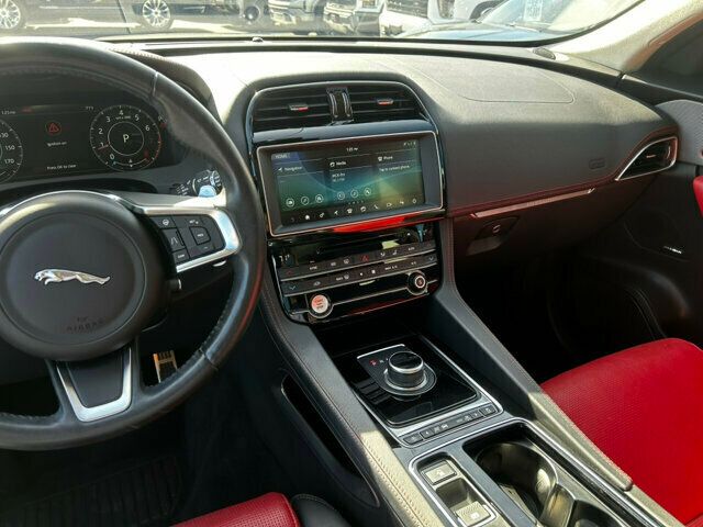 2020 Jaguar F-PACE Local Trade/Carbon Fiber Trim/Heated Seats/Pano Roof/Blind Spot - 22937060 - 27