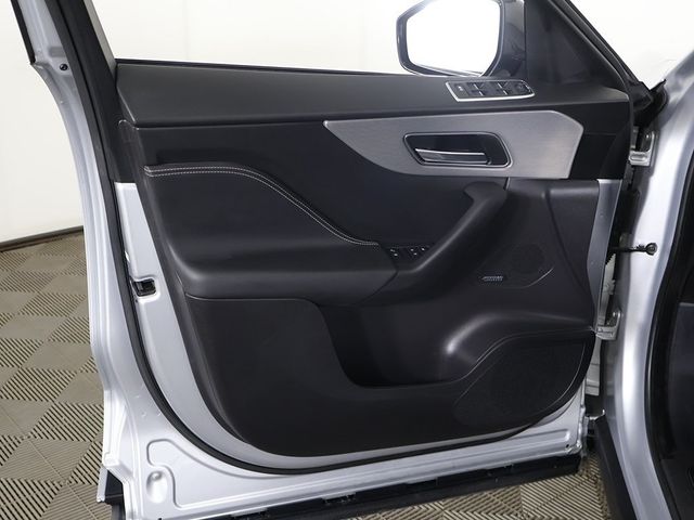 2020 Jaguar F-PACE SVR AWD - 22995563 - 25