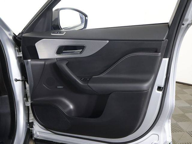 2020 Jaguar F-PACE SVR AWD - 22995563 - 26