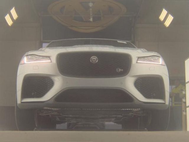 2020 Jaguar F-PACE SVR AWD - 22995563 - 3