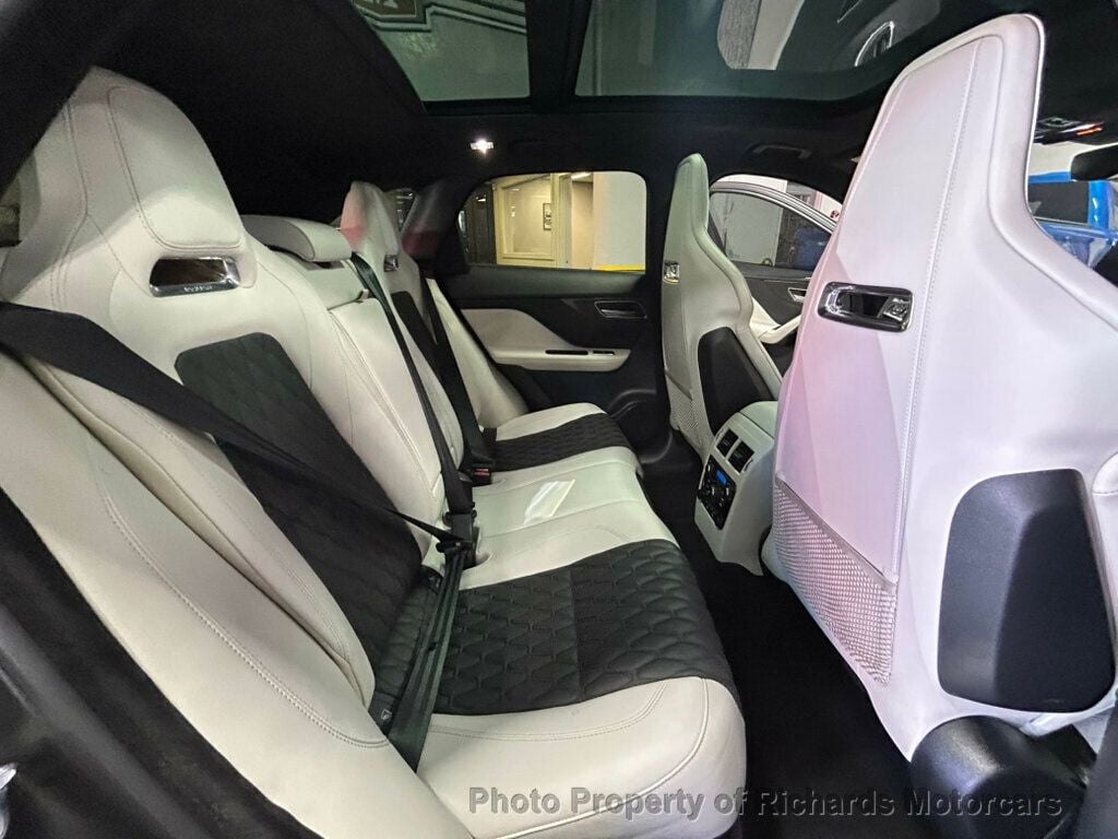 2020 Jaguar F-PACE SVR AWD - 22936620 - 24