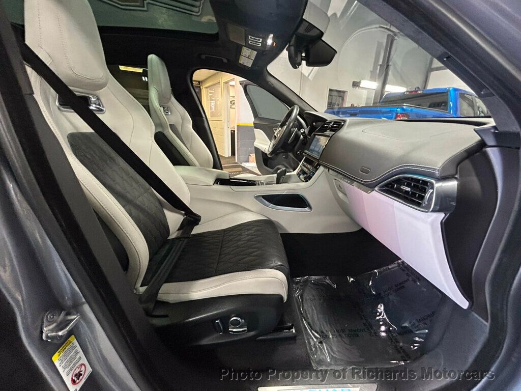 2020 Jaguar F-PACE SVR AWD - 22936620 - 27
