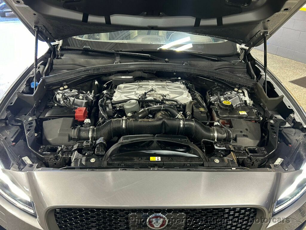 2020 Jaguar F-PACE SVR AWD - 22936620 - 30