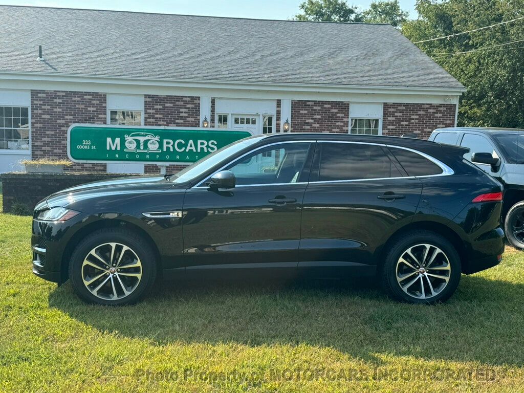 2020 Jaguar F-PACE THIS ONE IS ABSOLUTELY PRISTINE!!  - 22588312 - 0