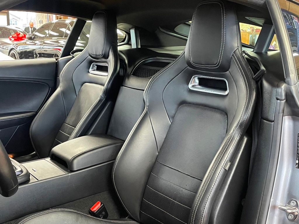 2020 Jaguar F-TYPE Coupe Automatic P300 - 22988194 - 13