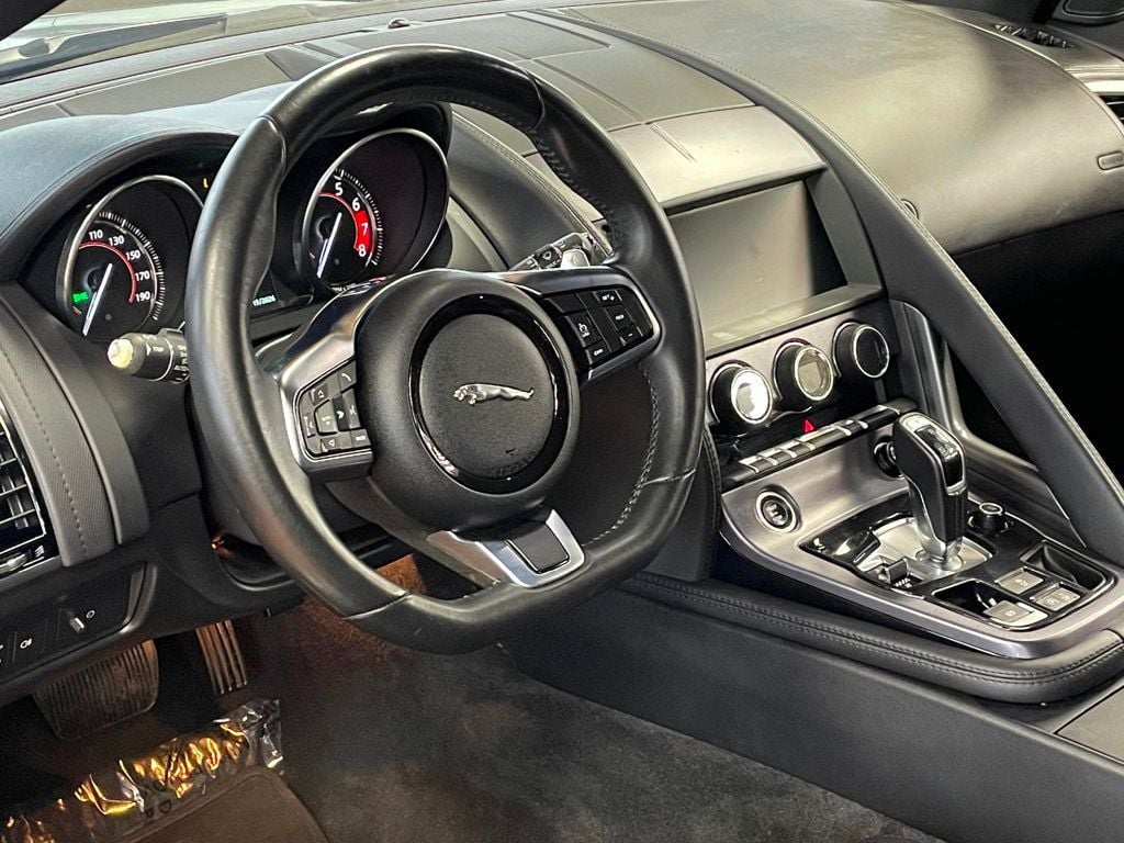 2020 Jaguar F-TYPE Coupe Automatic P300 - 22988194 - 15