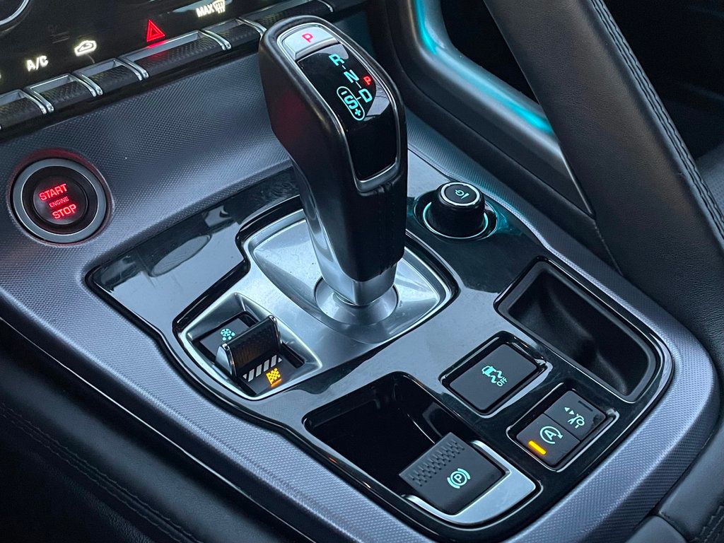 2020 Jaguar F-TYPE Coupe Automatic P300 - 22988194 - 29