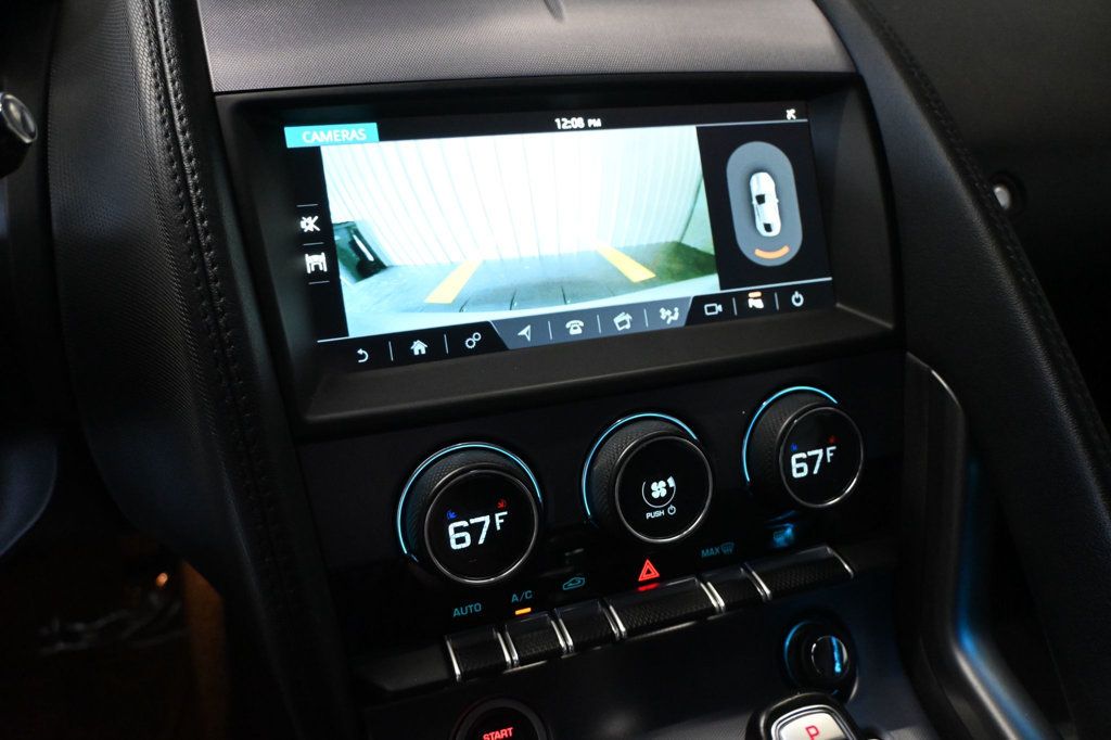 Jaguar F-TYPE photo 14