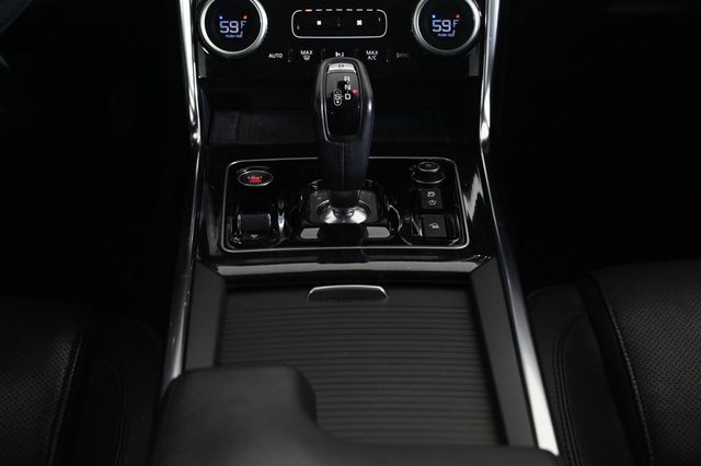 2020 Jaguar XE S - 22982407 - 13