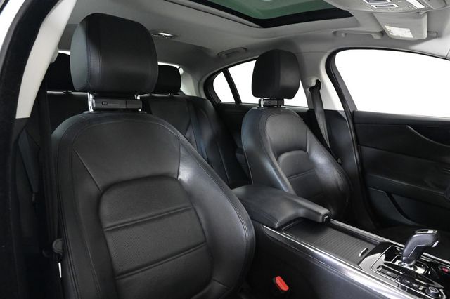 2020 Jaguar XE S - 22982407 - 15