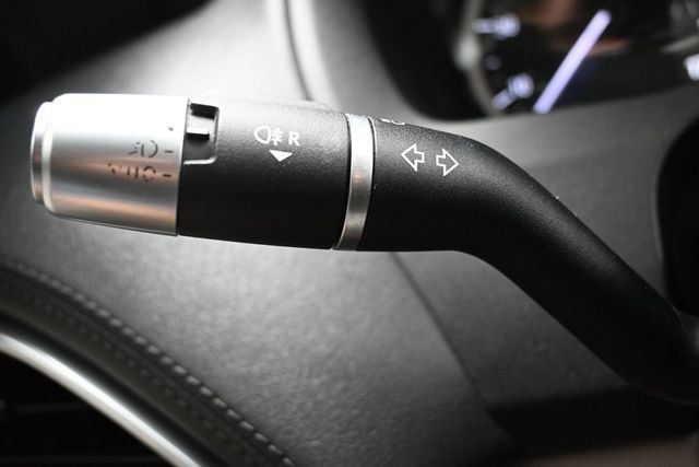2020 Jaguar XE S RWD - 23080082 - 24