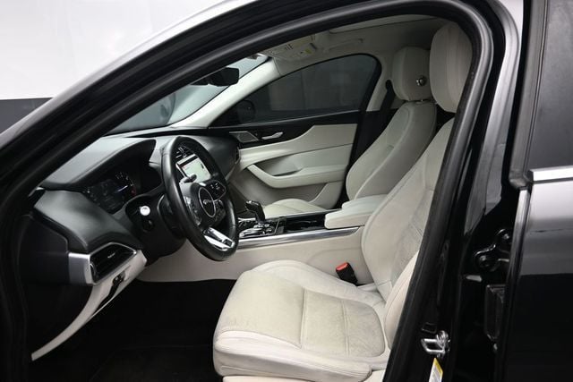 2020 Jaguar XE S RWD - 23080082 - 6