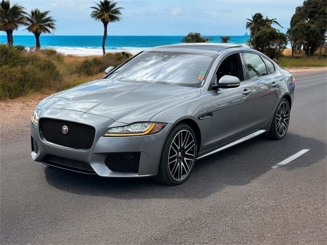 2020 Jaguar XF Sedan 30t Checkered Flag Limited Edition AWD - 22599148 - 3