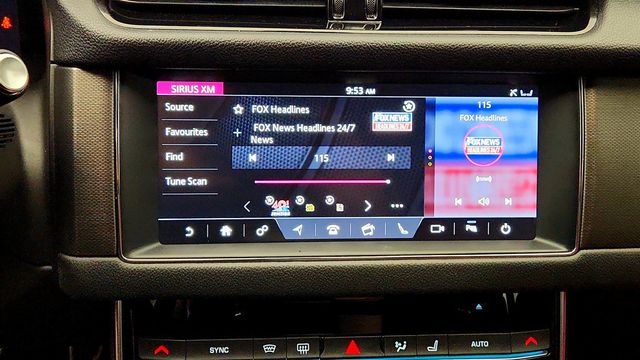 2020 Jaguar XF Sedan 30t Checkered Flag Limited Edition AWD - 23036835 - 18