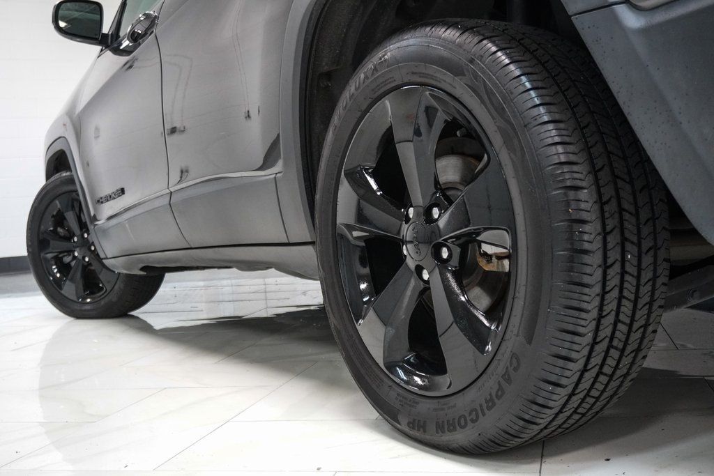 2020 Jeep Cherokee Altitude photo 9