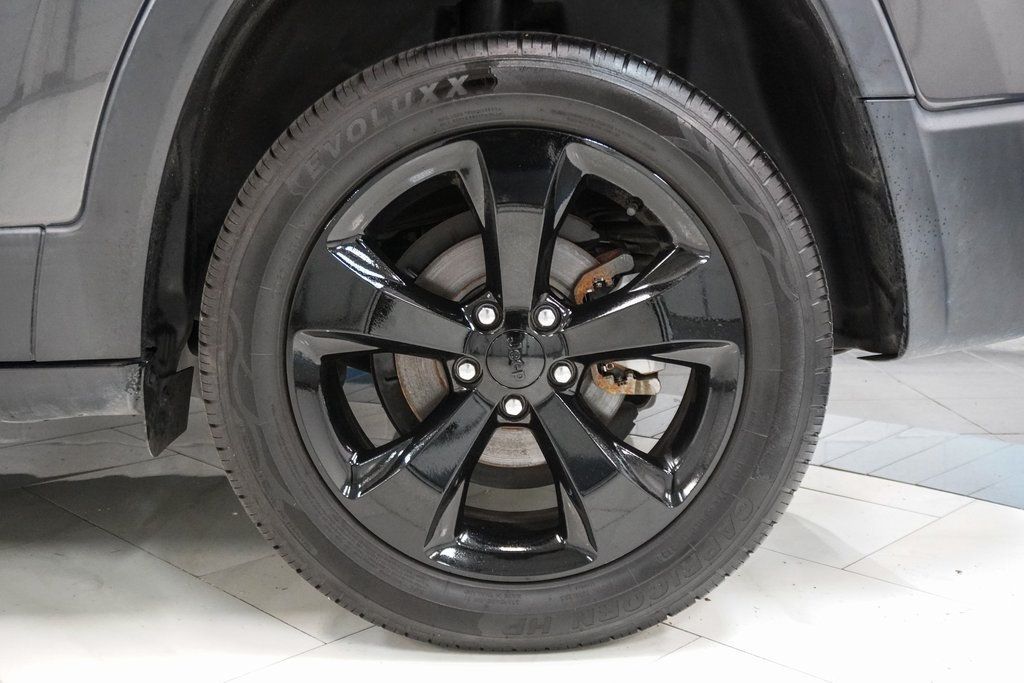 2020 Jeep Cherokee Altitude photo 10
