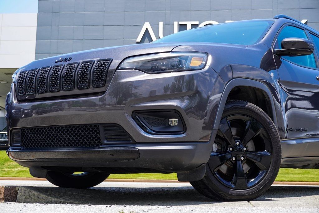 2020 Jeep Cherokee Altitude photo 2