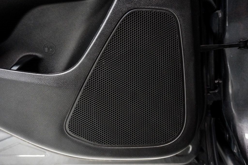 2020 Jeep Cherokee Altitude photo 20