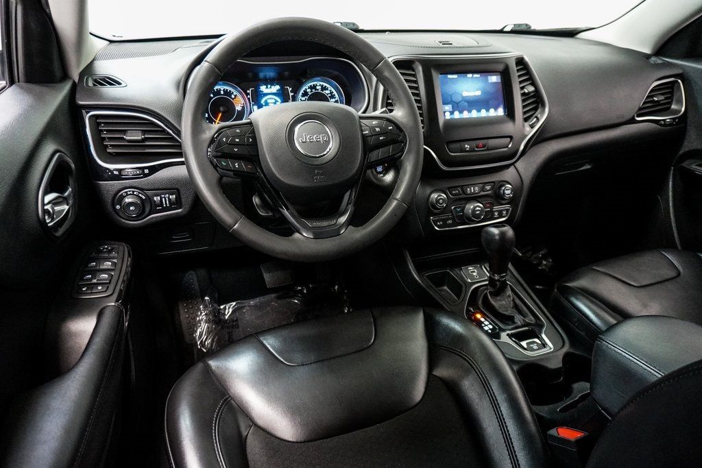 2020 Jeep Cherokee Altitude photo 24
