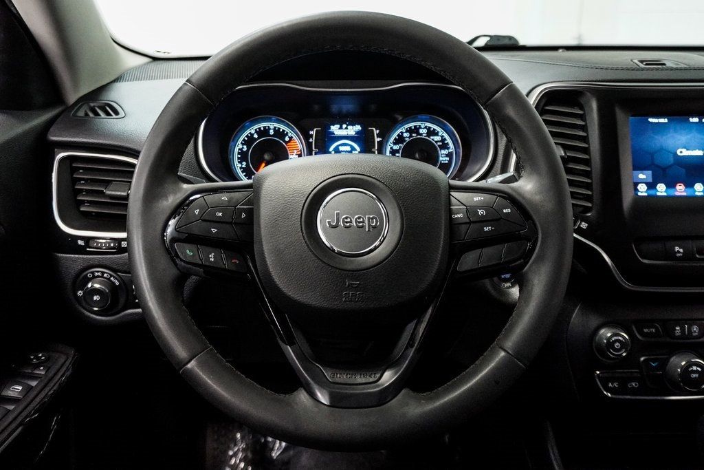 2020 Jeep Cherokee Altitude photo 25