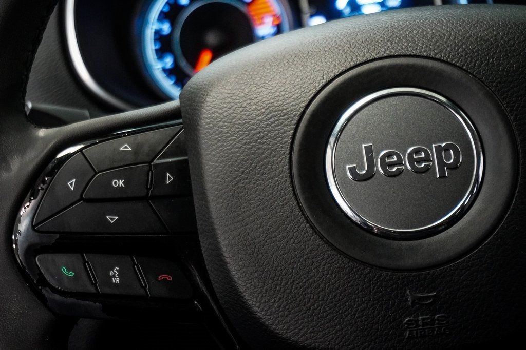 2020 Jeep Cherokee Altitude photo 27