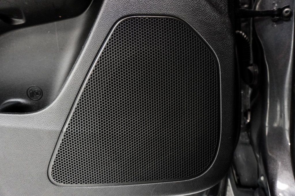 2020 Jeep Cherokee Altitude photo 34
