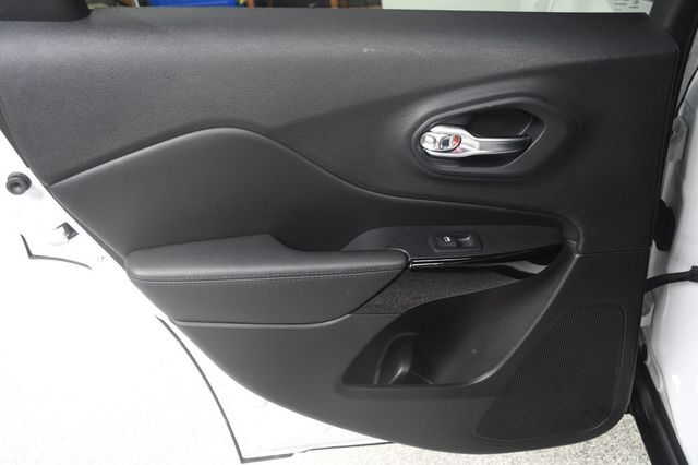 2020 Jeep Cherokee Altitude FWD - 23074400 - 22