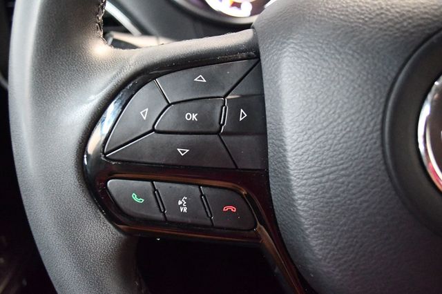 2020 Jeep Cherokee Altitude FWD - 23074400 - 38