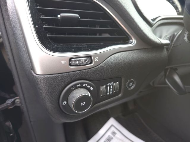2020 Jeep Cherokee High Altitude 4x4 w/ Full Sunroof - 23021542 - 13