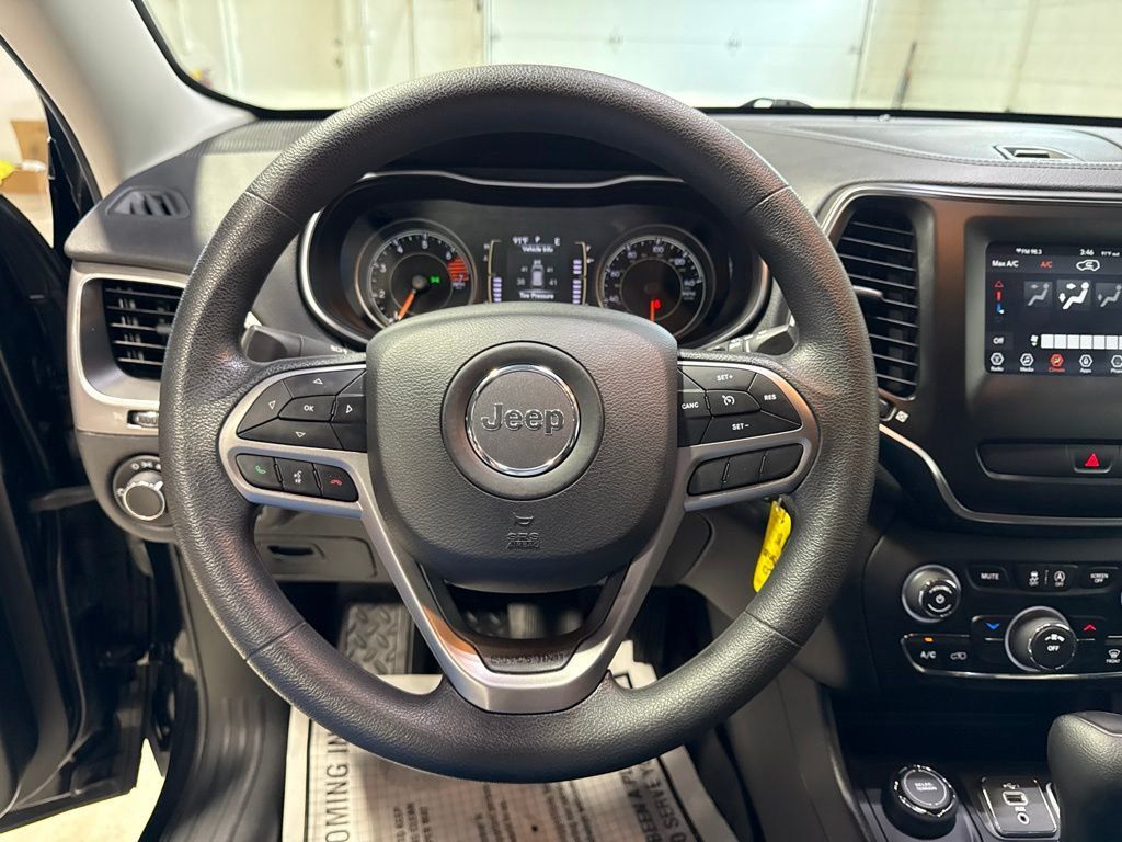 2020 Jeep Cherokee Latitude 4x4 - 23047161 - 9